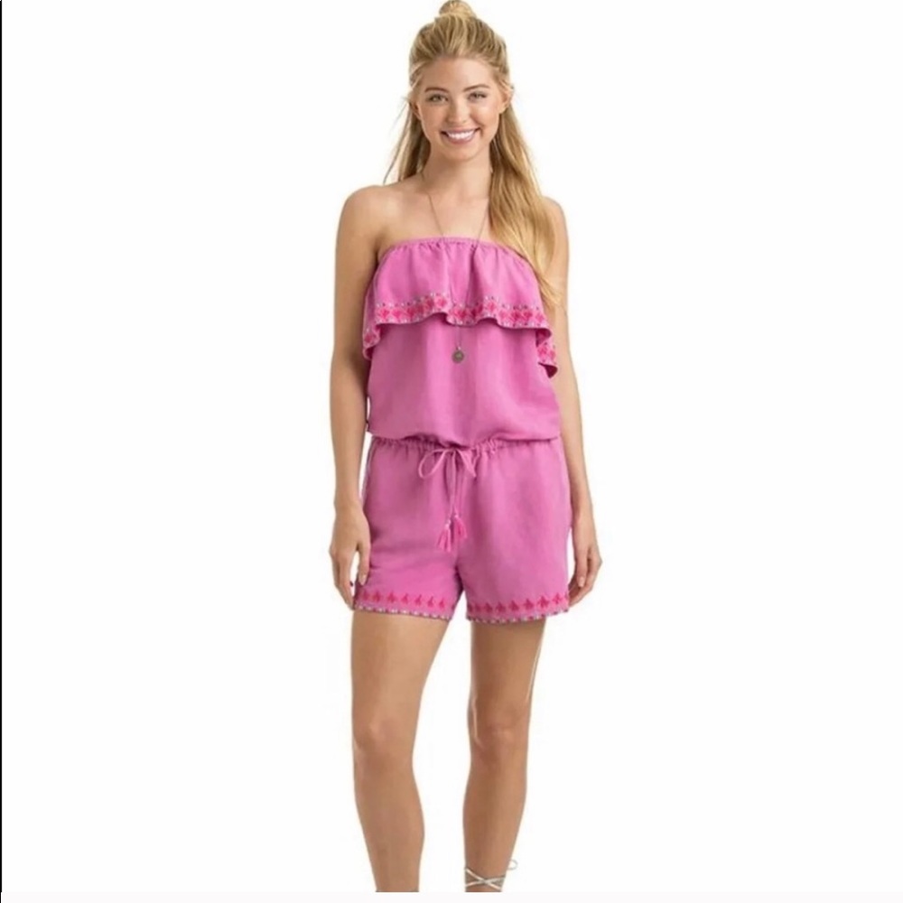 Vineyard Vines Pink Romper Size Small.